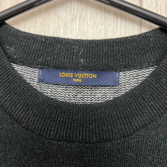 Louis Vuitton Wool Logo Sweater — Black - Picture 4 of 7